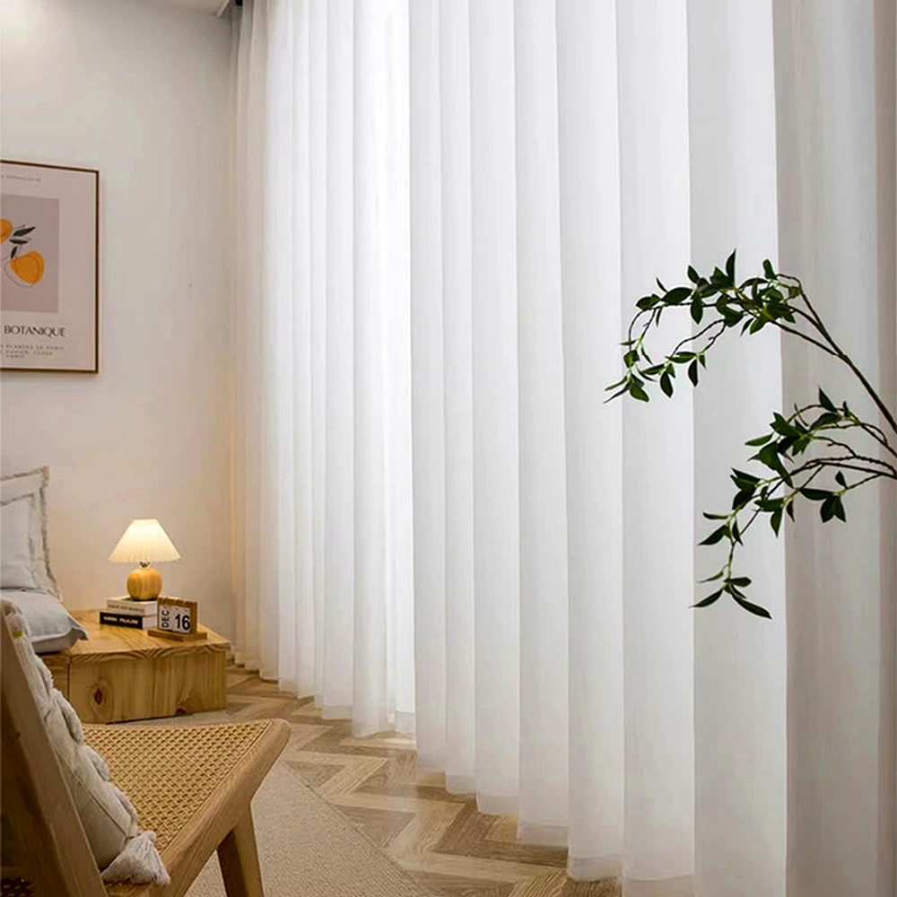 Cortina Voil Branca Premium para Quarto em ambiente decorado