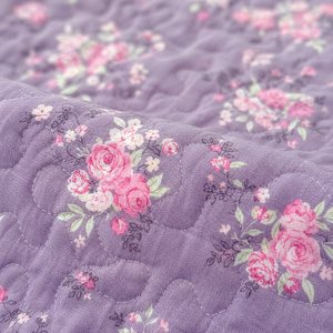 Colcha Floral Matelada para Cama Solteiro valorizando a funcao principal