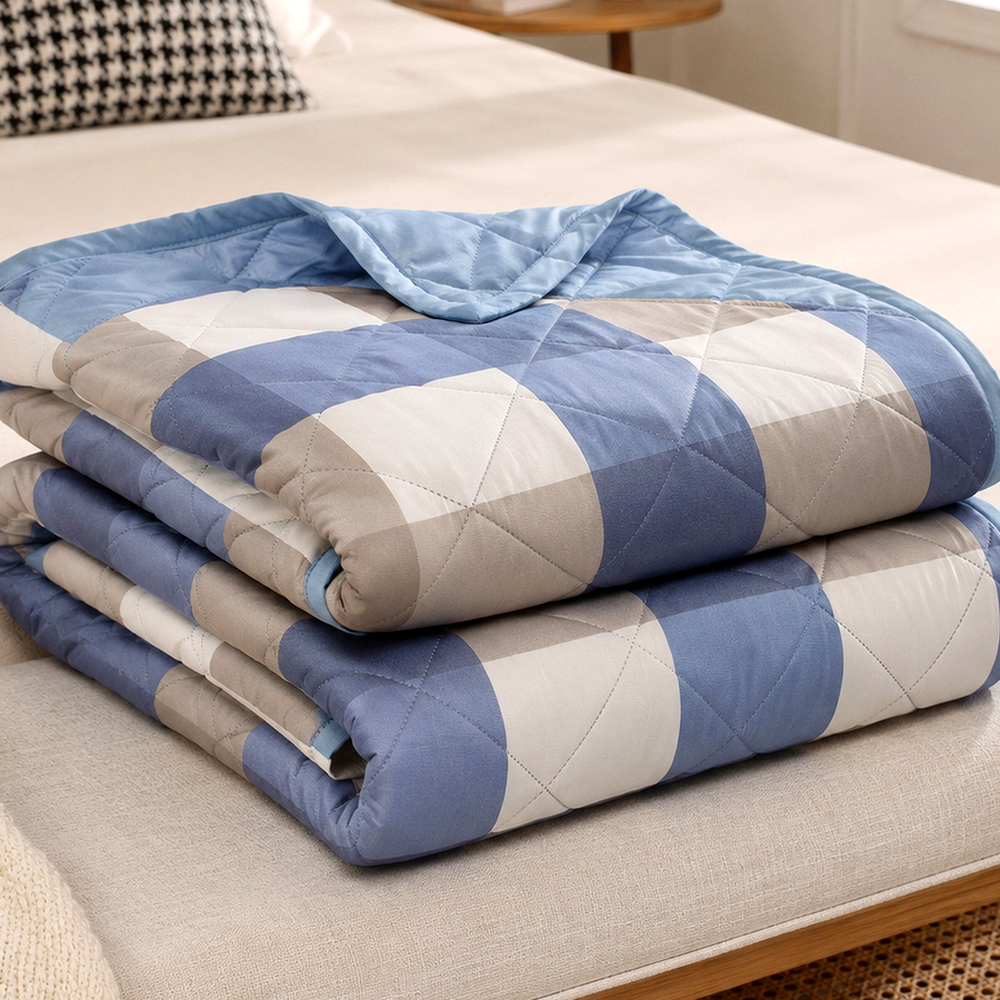Detalhe de borda e acabamento do Colcha para Cama Solteiro Matelada com Toque Leve