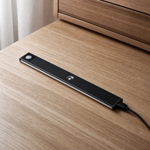 Luminária LED recarregável conectada por USB