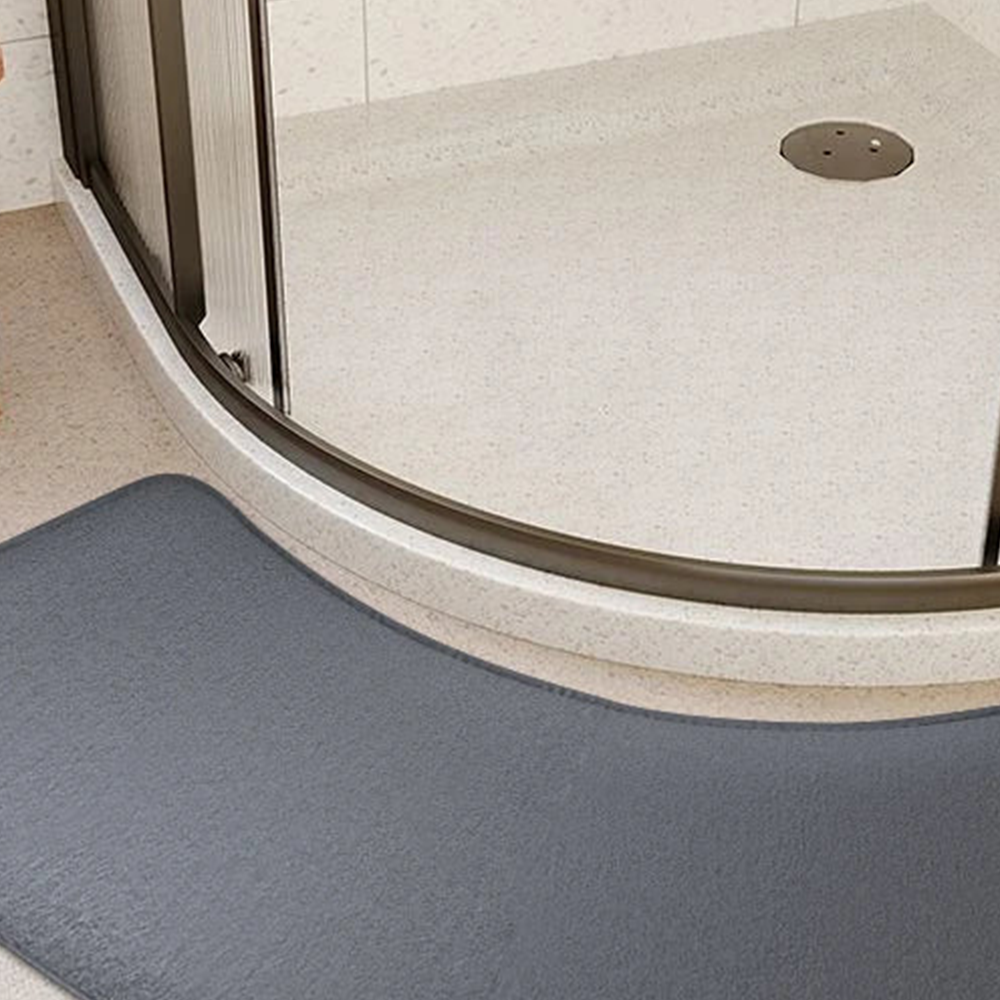 Variante real do Tapete Curvo para Banheiro Absorvente e Antiderrapante