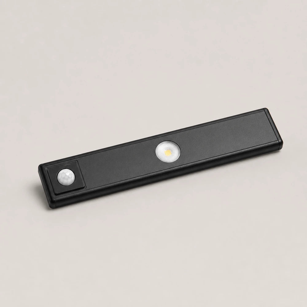 Luminária LED preta para armário de 20 cm