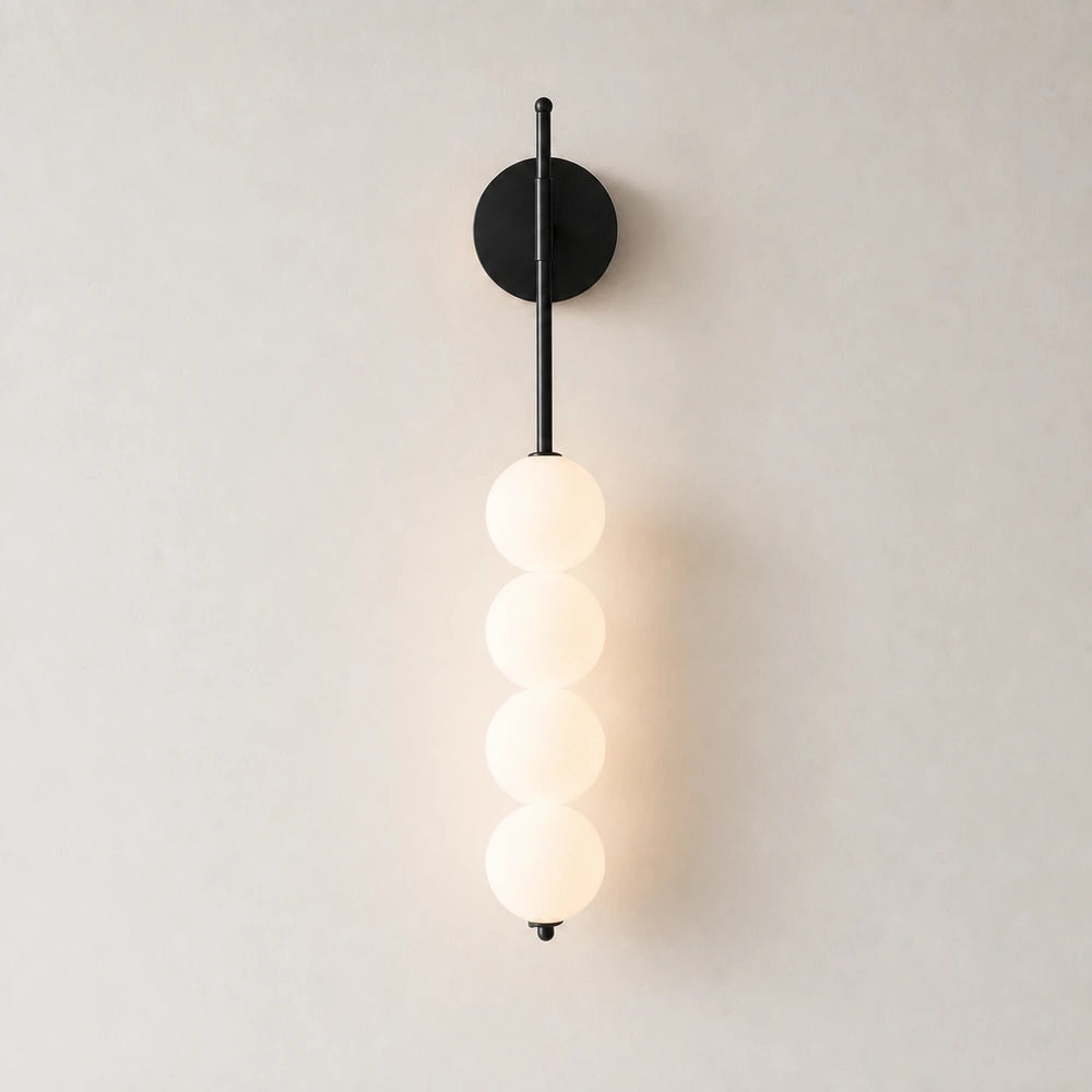 Luminária de parede com 4 globos em acabamento preto
