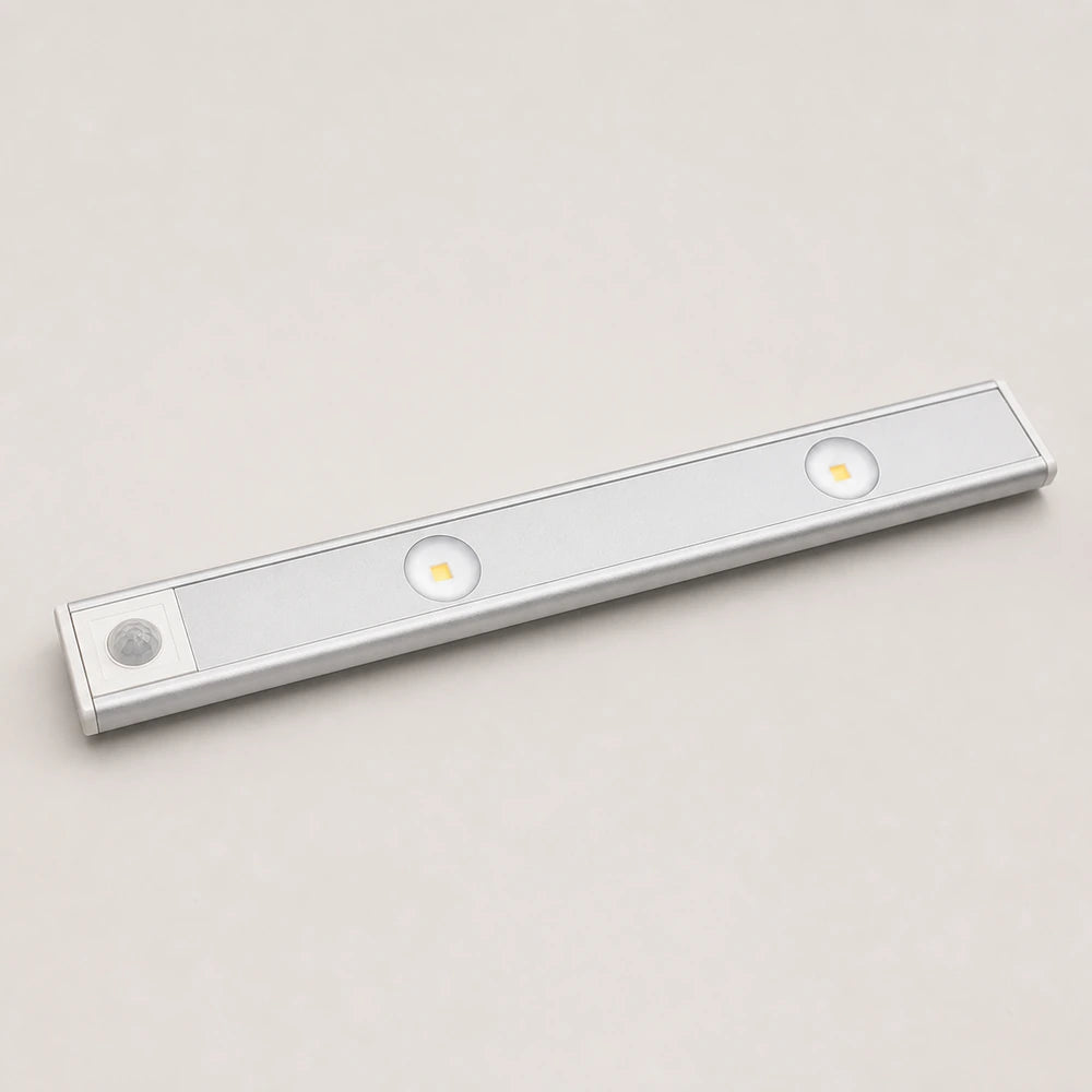Luminária LED prata para armário de 30 cm