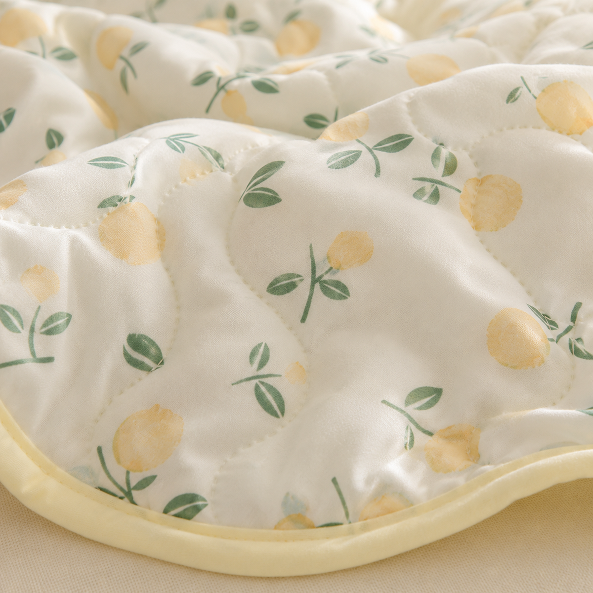 Manta Floral Leve para Cama e Sofá – Viorenna