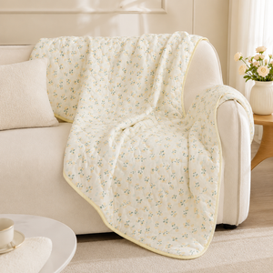 Manta Floral Leve para Cama e Sofá – Viorenna