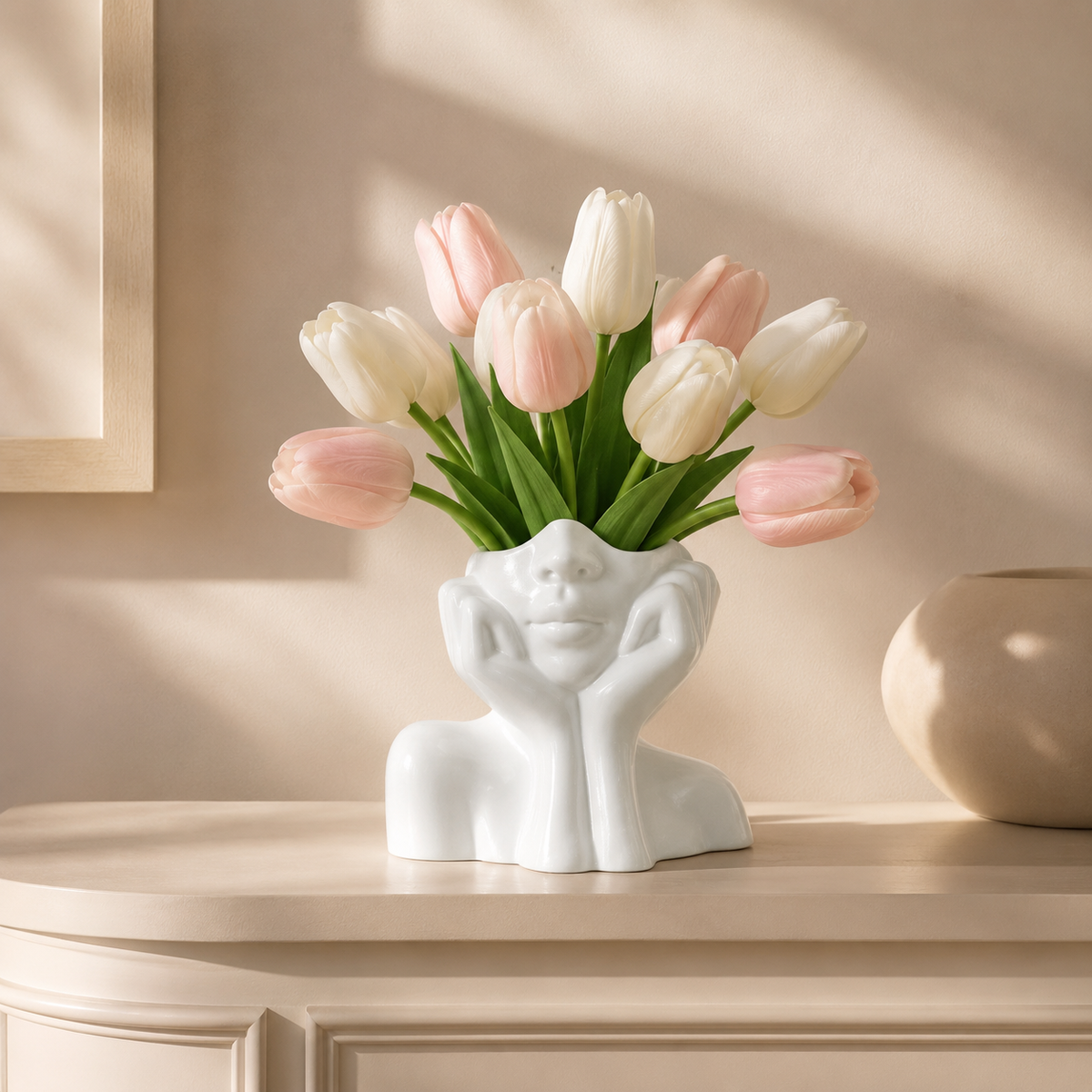 Vaso Decorativo Nórdico Figura Feminina de Plástico para Plantas – Viorenna