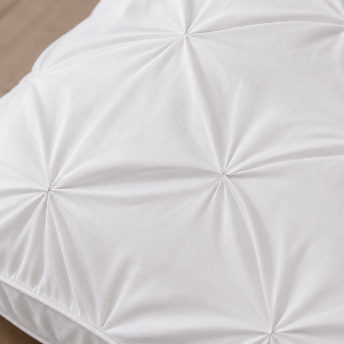 Travesseiro de Plumas para Cama com Toque Hotel – Viorenna