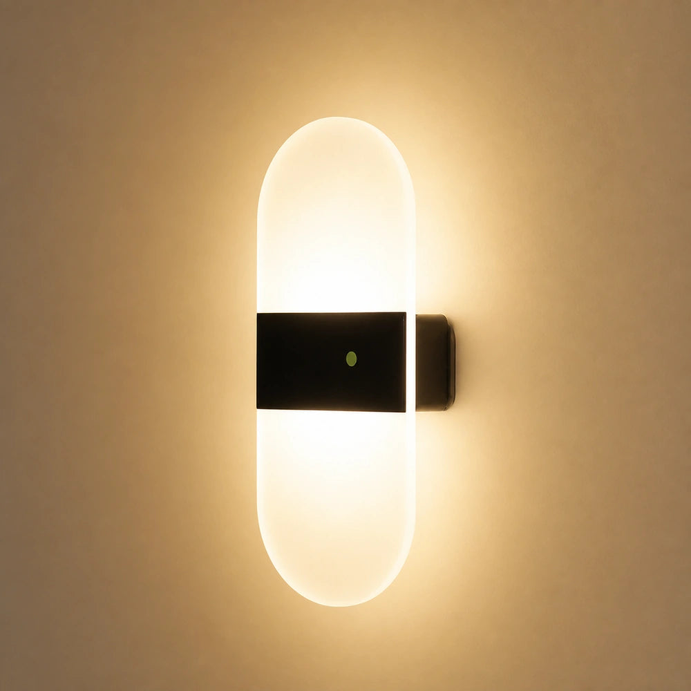 Arandela Arco Touch na opção Luz Quente