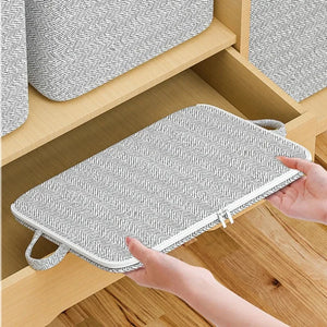 Bolsa Organizadora Grande para Edredons e Cobertores em cama posta