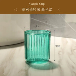 Copo para Banheiro e Porta Escovas com Design Leve em banheiro ou lavabo
