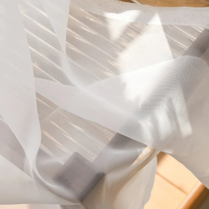 Cortina Voil Transparente Branca para Janela em sala decorada