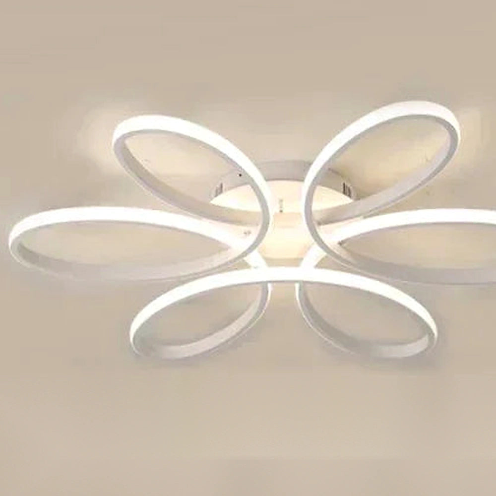 Detalhe da estrutura e da construção do lustre LED floral