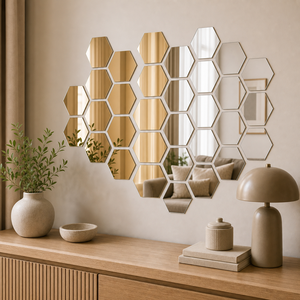 Espelho Decorativo Hexagonal Dourado e Prateado em imagem uso real premium - Viorenna