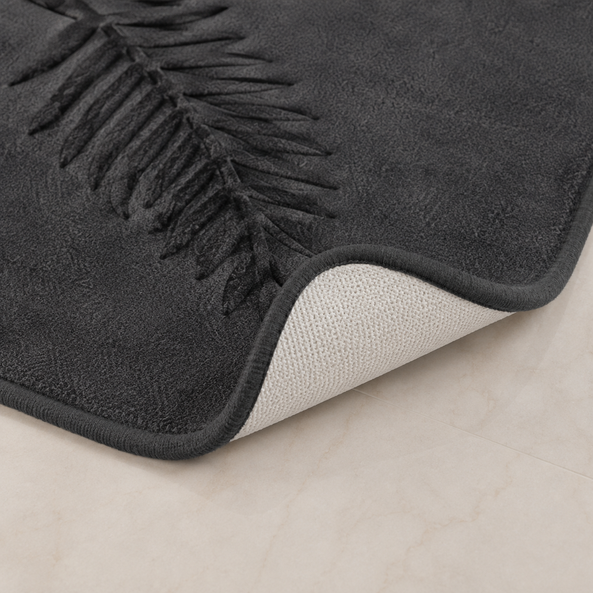 Detalhe de textura e acabamento do Kit de Tapetes para Banheiro Secagem Rápida e Antiderrapante – Viorenna