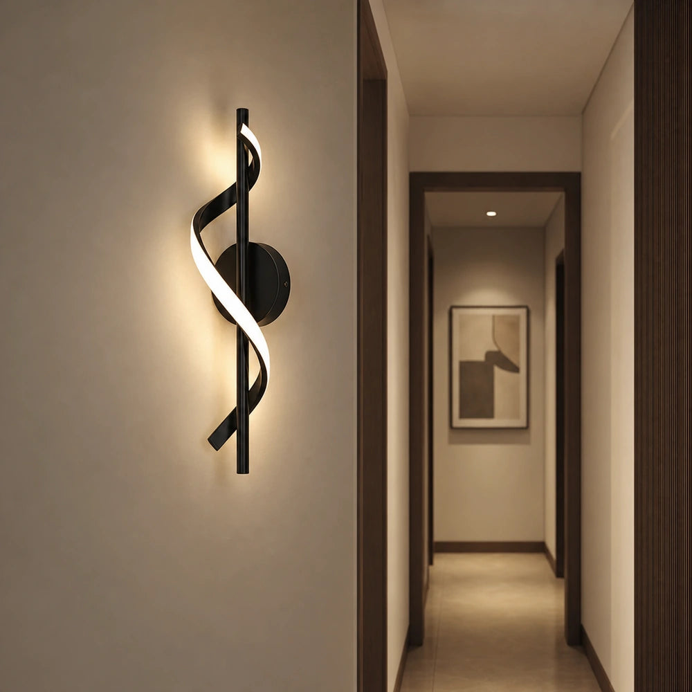 Luminaria de parede espiral aplicada em corredor interno