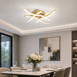 Luminária de teto LED de três cores instalada em sala de jantar