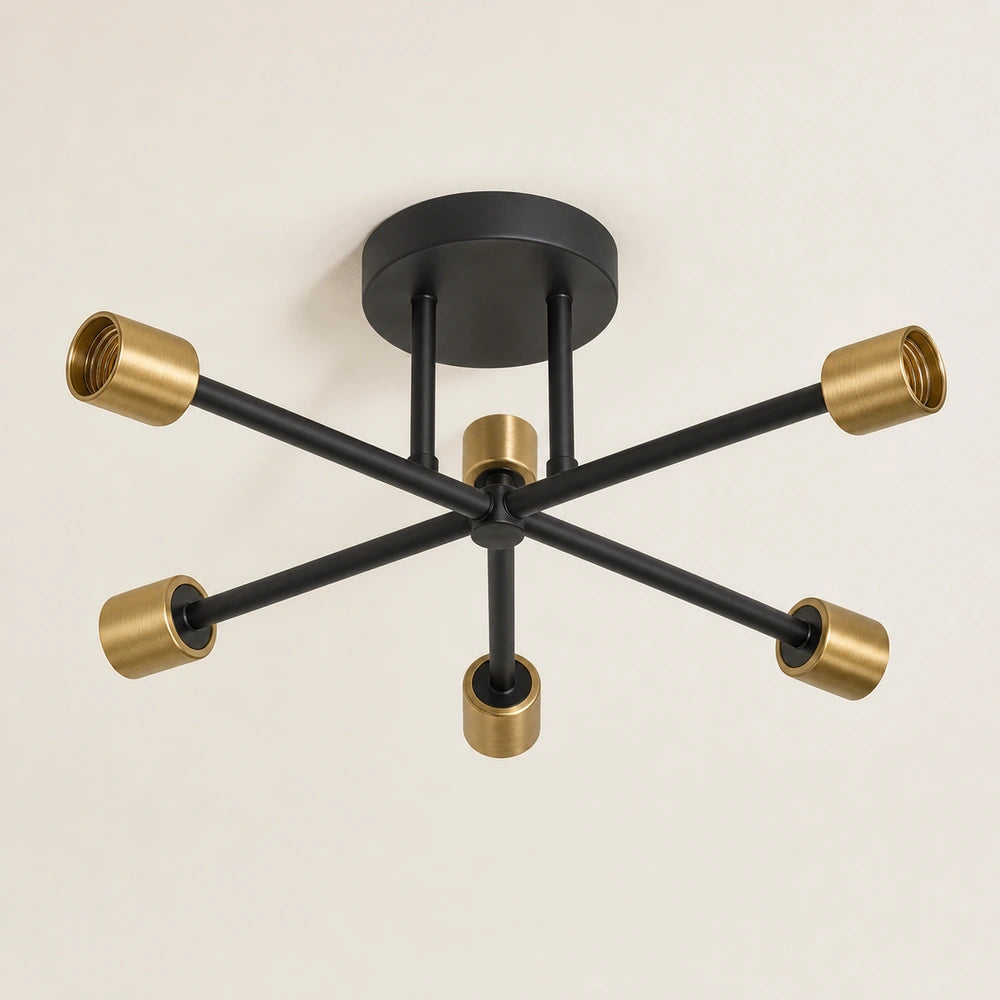 Lustre de teto na variante Preto e Dourado sobre fundo controlado