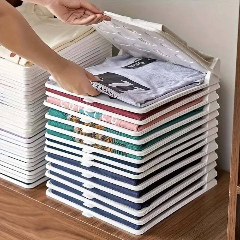 Organizador Dobrável para Camisetas e Malhas com detalhe de textura e acabamento