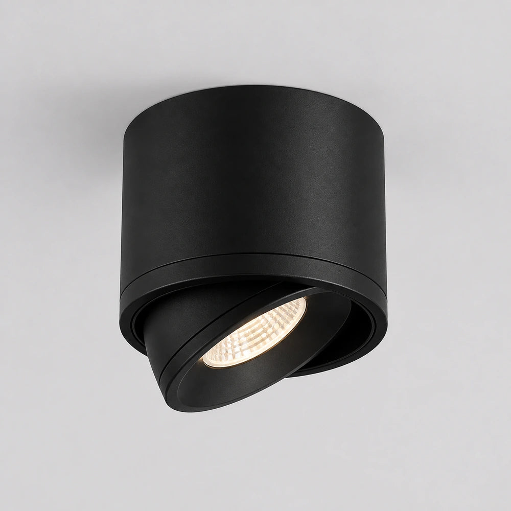 Spot de teto LED com componentes reais de instalação isolados