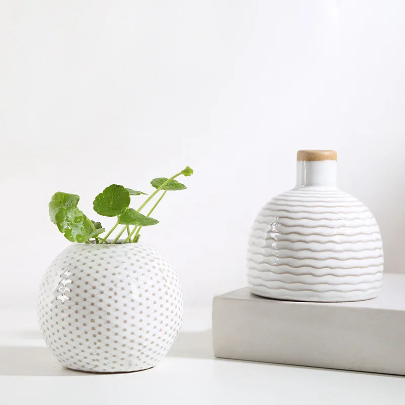 Vaso Aromatizador Decorativo em Cerâmica em sala decorada