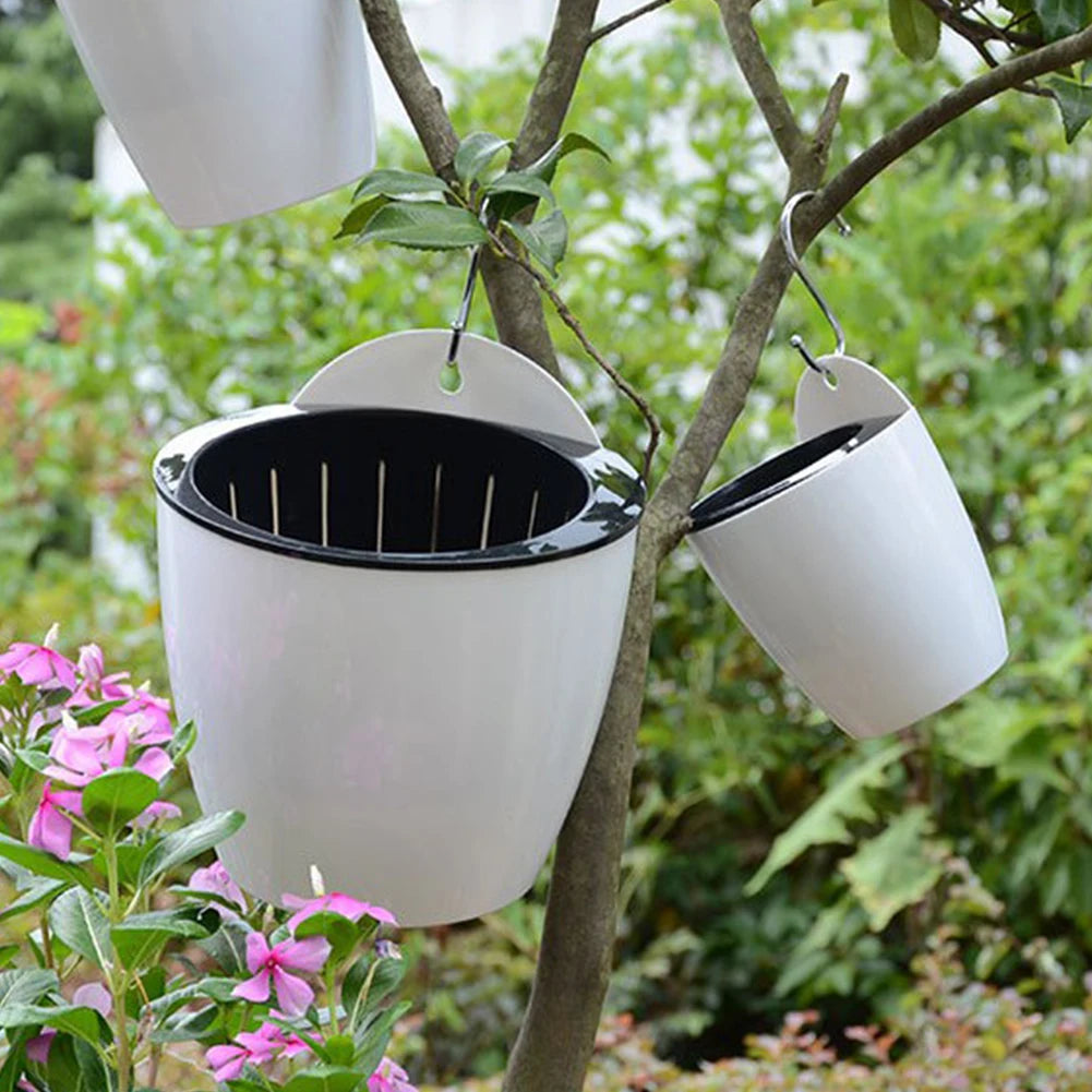 Vaso de Parede Autoirrigável para Varanda e Jardim com detalhe de textura e acabamento