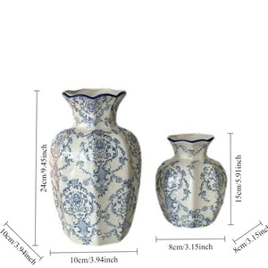 Vaso Decorativo Azul e Branco Pintado à Mão de Porcelana para Mesa em sala decorada