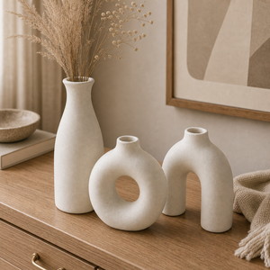 Vaso Decorativo Boho de Cerâmica para Mesa em imagem cena complementar premium - Viorenna