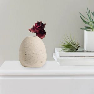 Vaso Decorativo Boho Moderno de Cerâmica para Mesa com detalhe de textura e acabamento