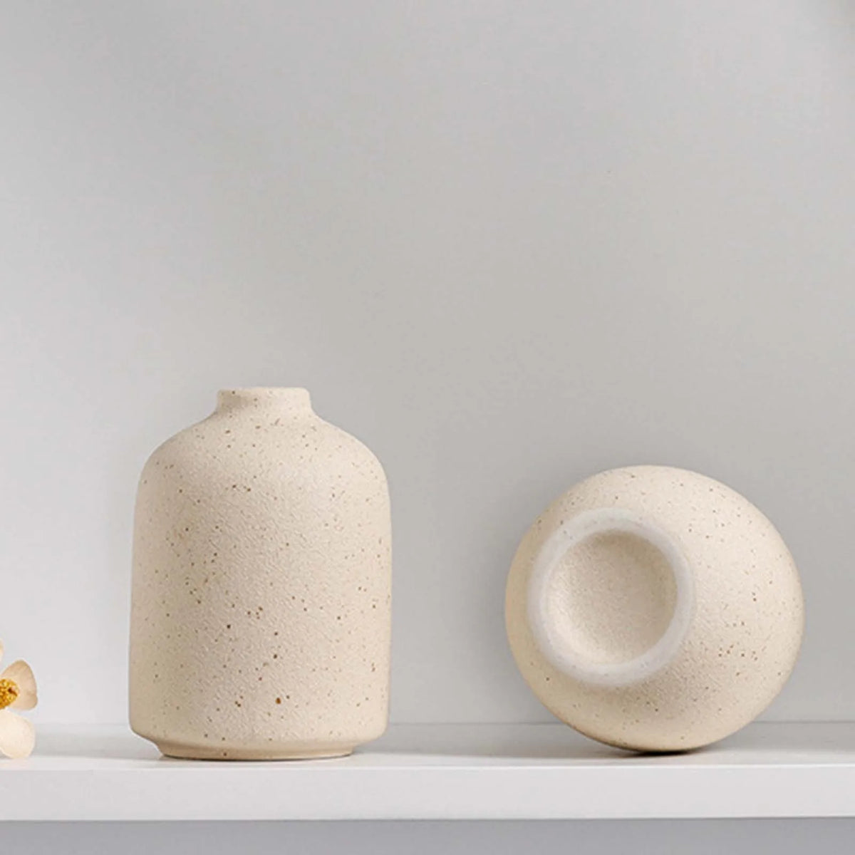 Vaso Decorativo Boho Moderno de Cerâmica para Mesa em sala decorada
