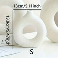 Vaso Decorativo Circular Vazado Boho de Cerâmica para Aparador em sala decorada