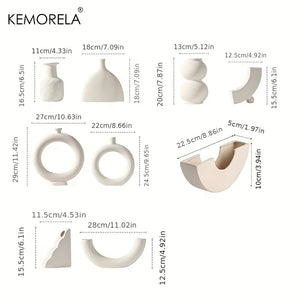 Vaso Decorativo Circular Vazado Nórdico de Cerâmica para Mesa Modelo 35 em sala decorada