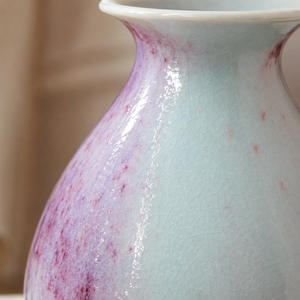 Vaso Decorativo Jade Spring Craquelado de Cerâmica para Aparador com detalhe de design e acabamento