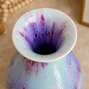 Vaso Decorativo Jade Spring Craquelado de Cerâmica para Aparador valorizando a decoração do ambiente