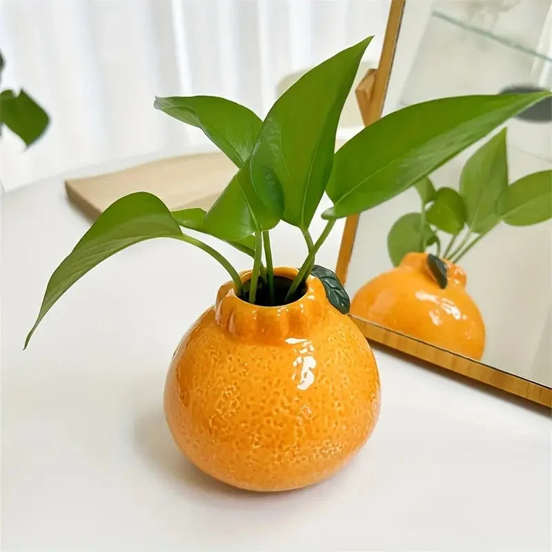Vaso Decorativo Laranja Escultural de Cerâmica para Mesa com detalhe de textura e acabamento