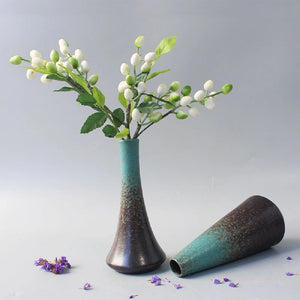 Vaso Decorativo Mini de Cerâmica para Mesa em sala decorada