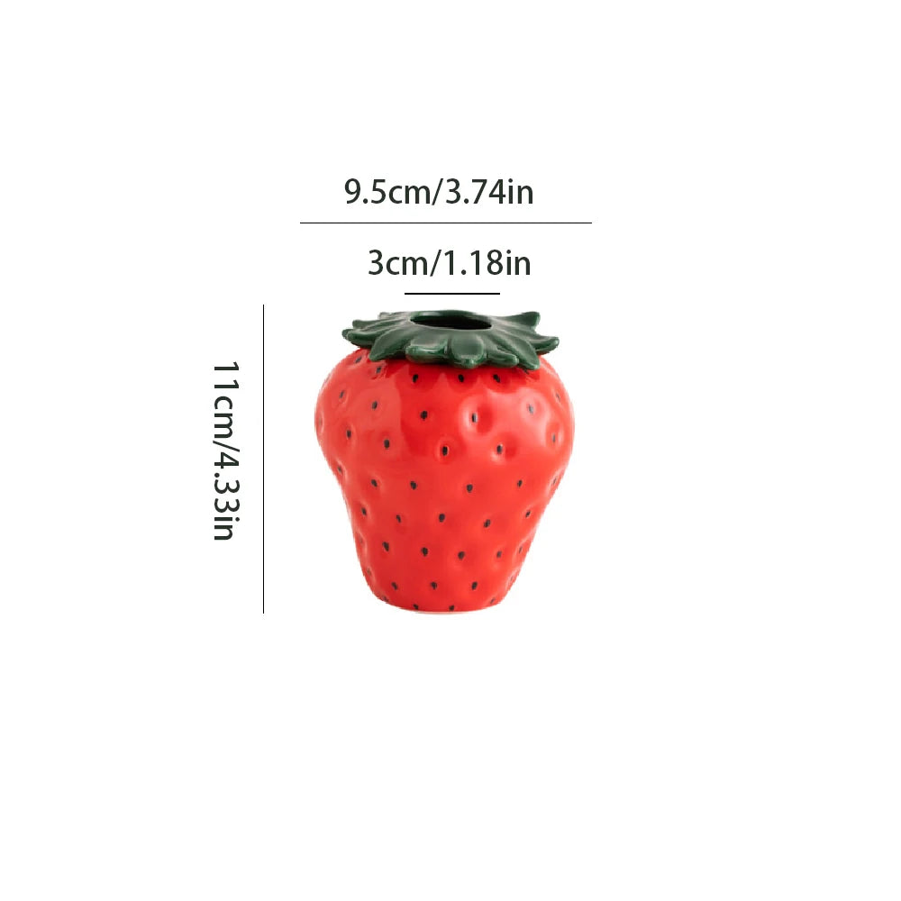 Vaso Decorativo Morango Criativo de Cerâmica para Mesa Modelo 51 em sala decorada