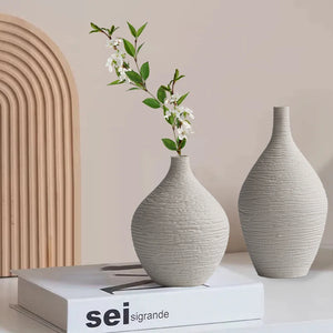 Vaso Decorativo Nórdico Boca Estreita de Cerâmica para Mesa em sala decorada
