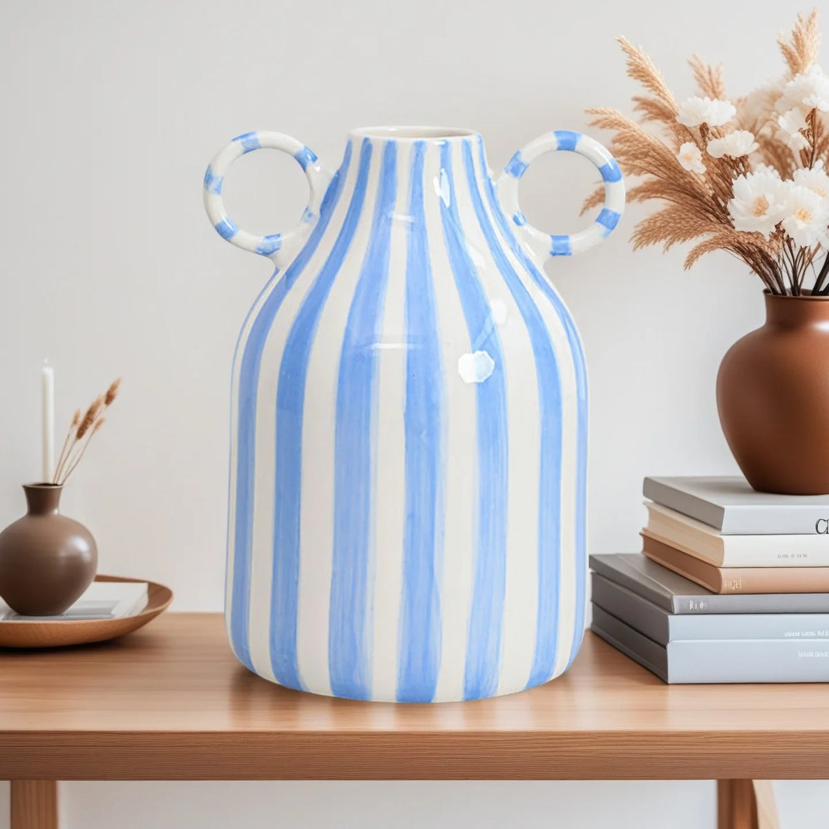 Vaso Decorativo Nórdico Listrado de Cerâmica para Plantas em sala decorada