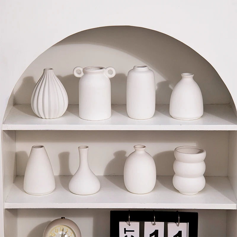 Vaso Decorativo Nórdico Mini de Cerâmica para Mesa em sala decorada
