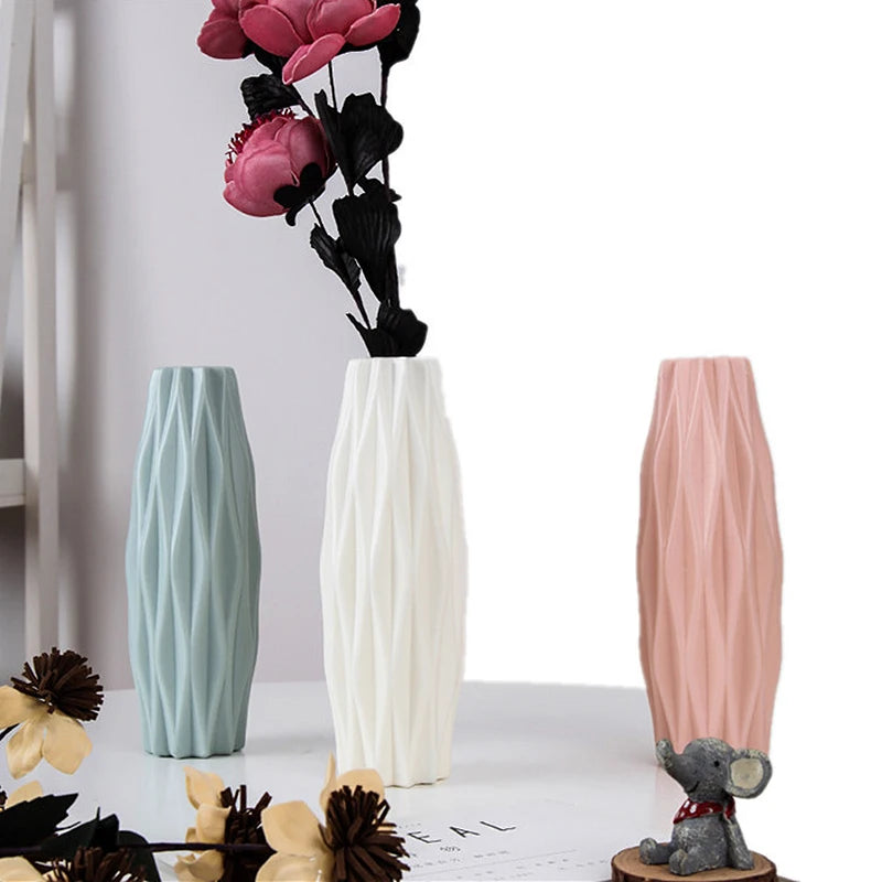 Vaso Decorativo Nórdico Moderno de Plástico para Aparador em sala decorada